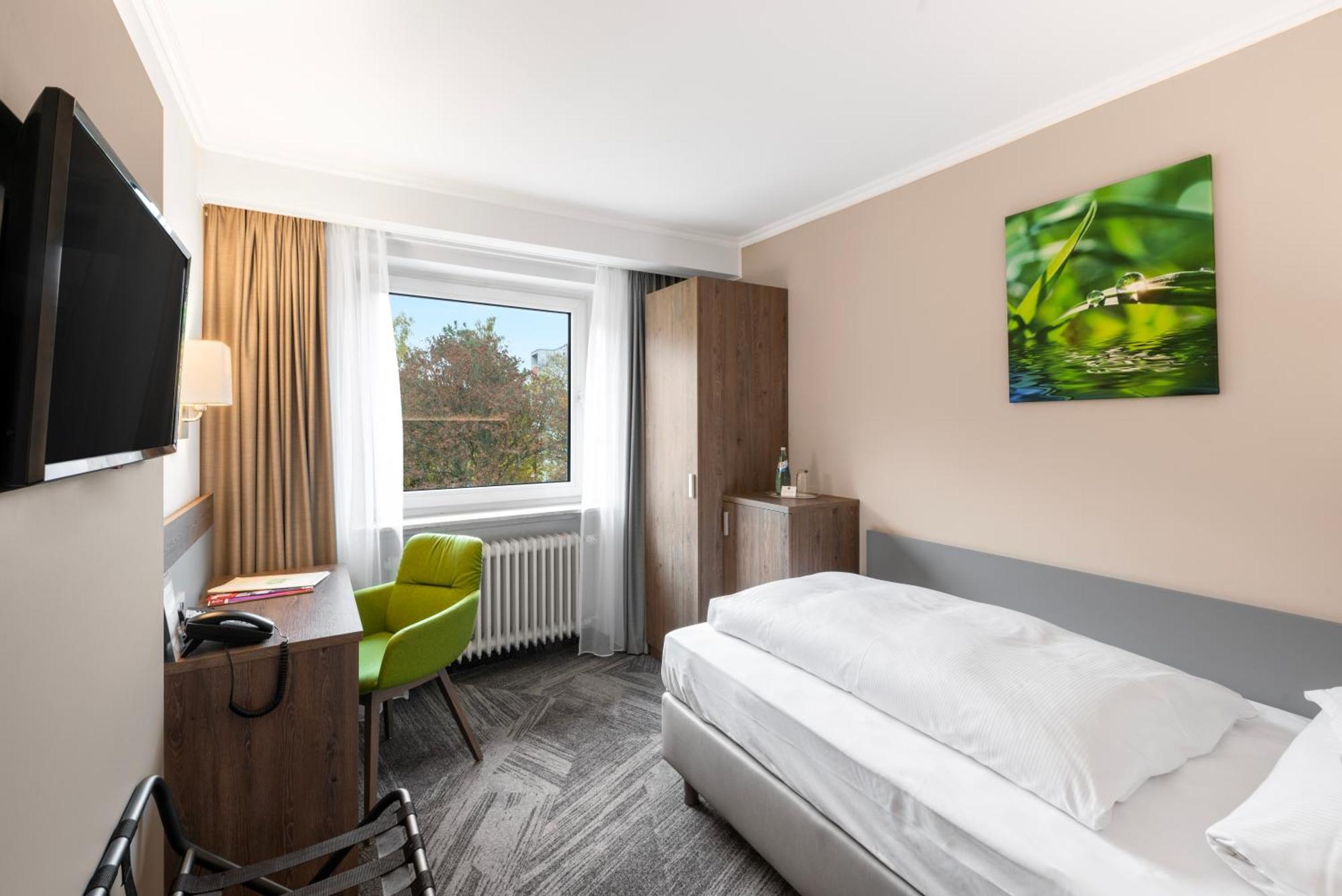 Parkhotel Am Taunus Oberursel Εξωτερικό φωτογραφία