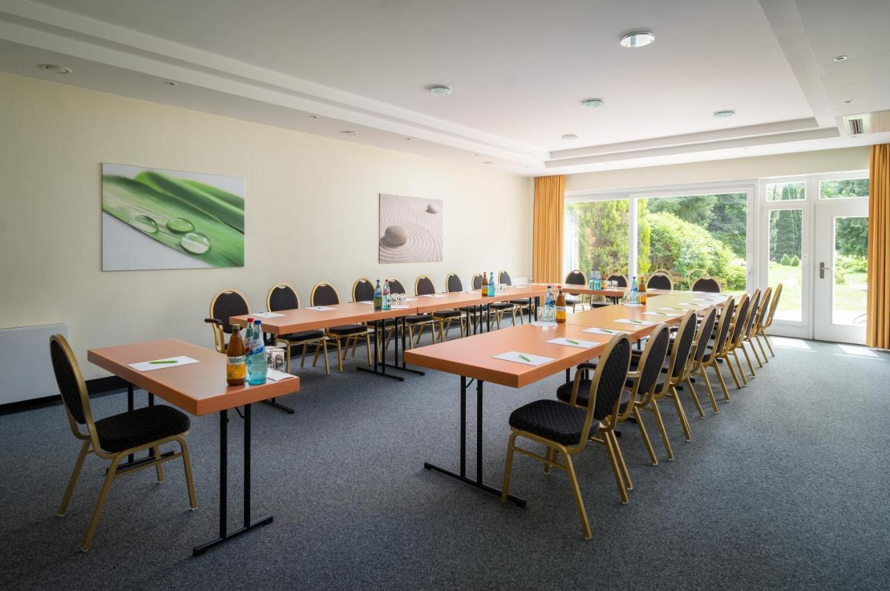 Parkhotel Am Taunus Oberursel Εξωτερικό φωτογραφία