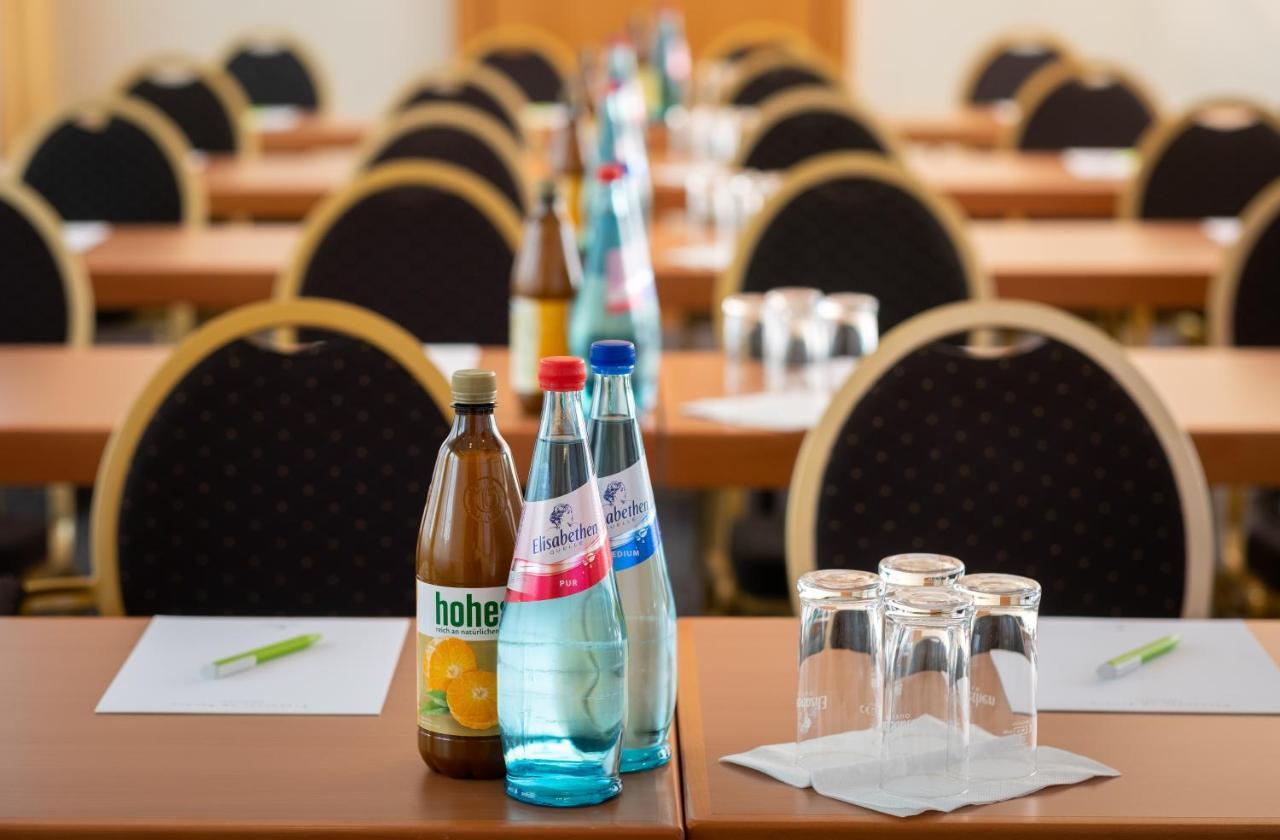 Parkhotel Am Taunus Oberursel Εξωτερικό φωτογραφία
