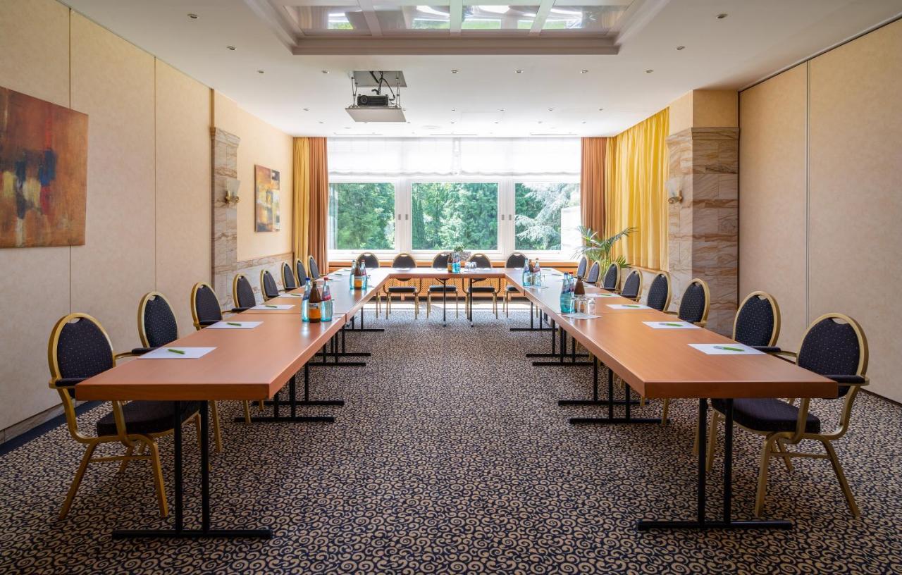 Parkhotel Am Taunus Oberursel Εξωτερικό φωτογραφία