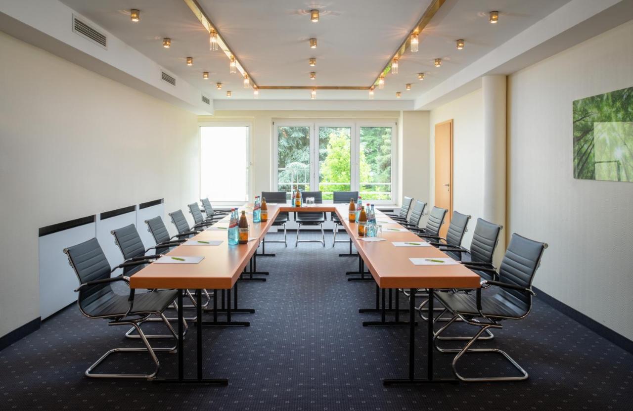 Parkhotel Am Taunus Oberursel Εξωτερικό φωτογραφία